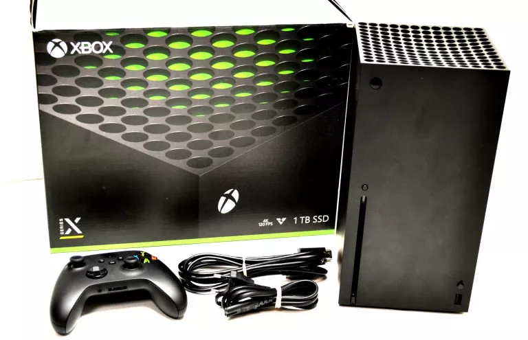 KONSOLA XBOX SERIES X 1TB + KOMPLET OKAZJA