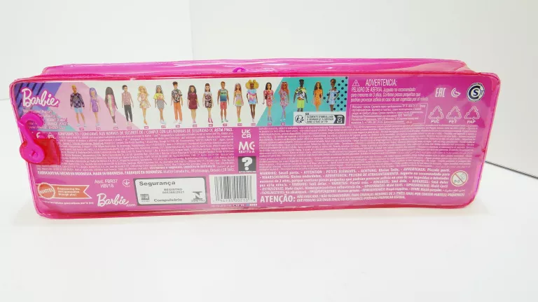 BARBIE FASHIONISTAS HBV18