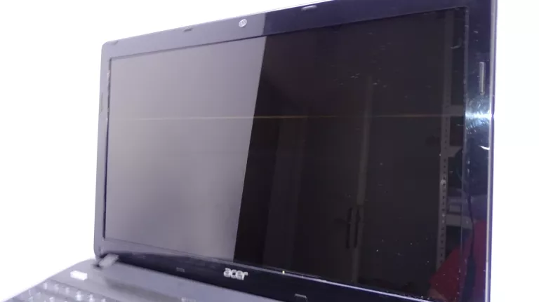 ACER ASPIRE E1 INTEL I5-3GEN 8/240GB HDD OPIS