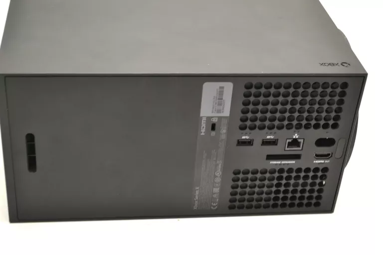 KONSOLA XBOX SERIES X 1TB + KOMPLET OKAZJA