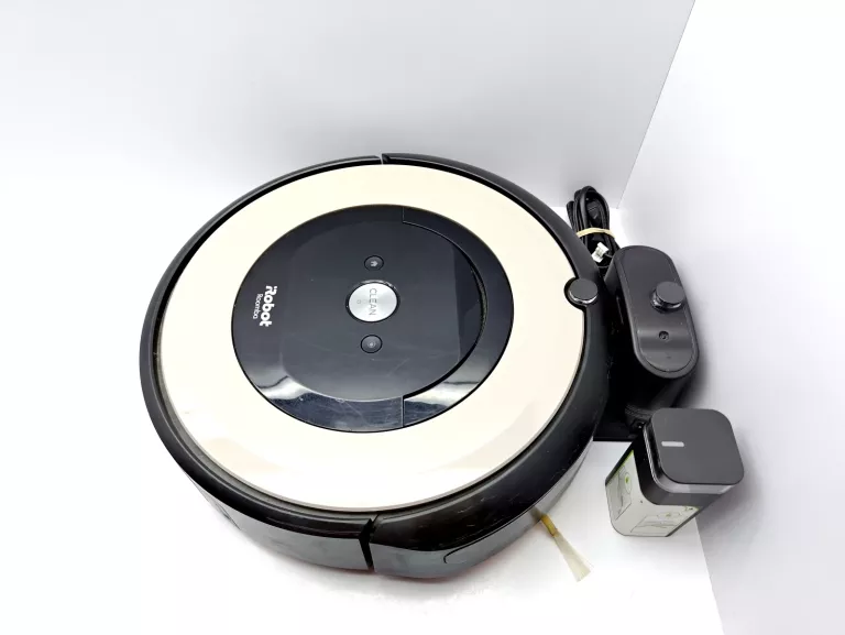 ROBOT SPRZĄTAJĄCY IROBOT ROOMBA E5