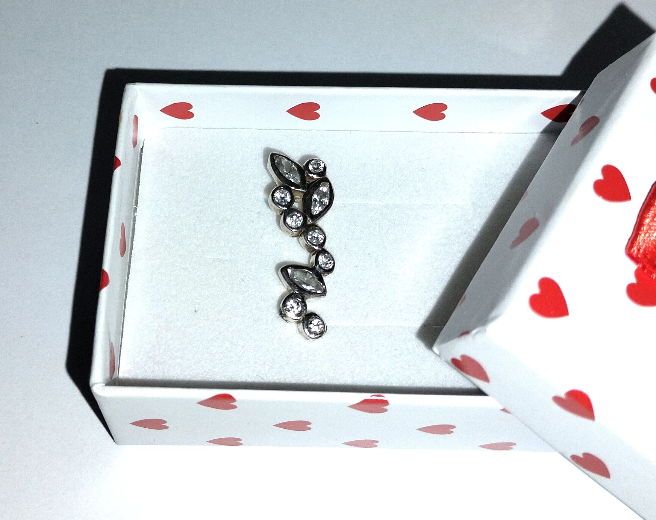 srebrna-zawieszka-z-cyrkoniami-925-185g-material-15835-4