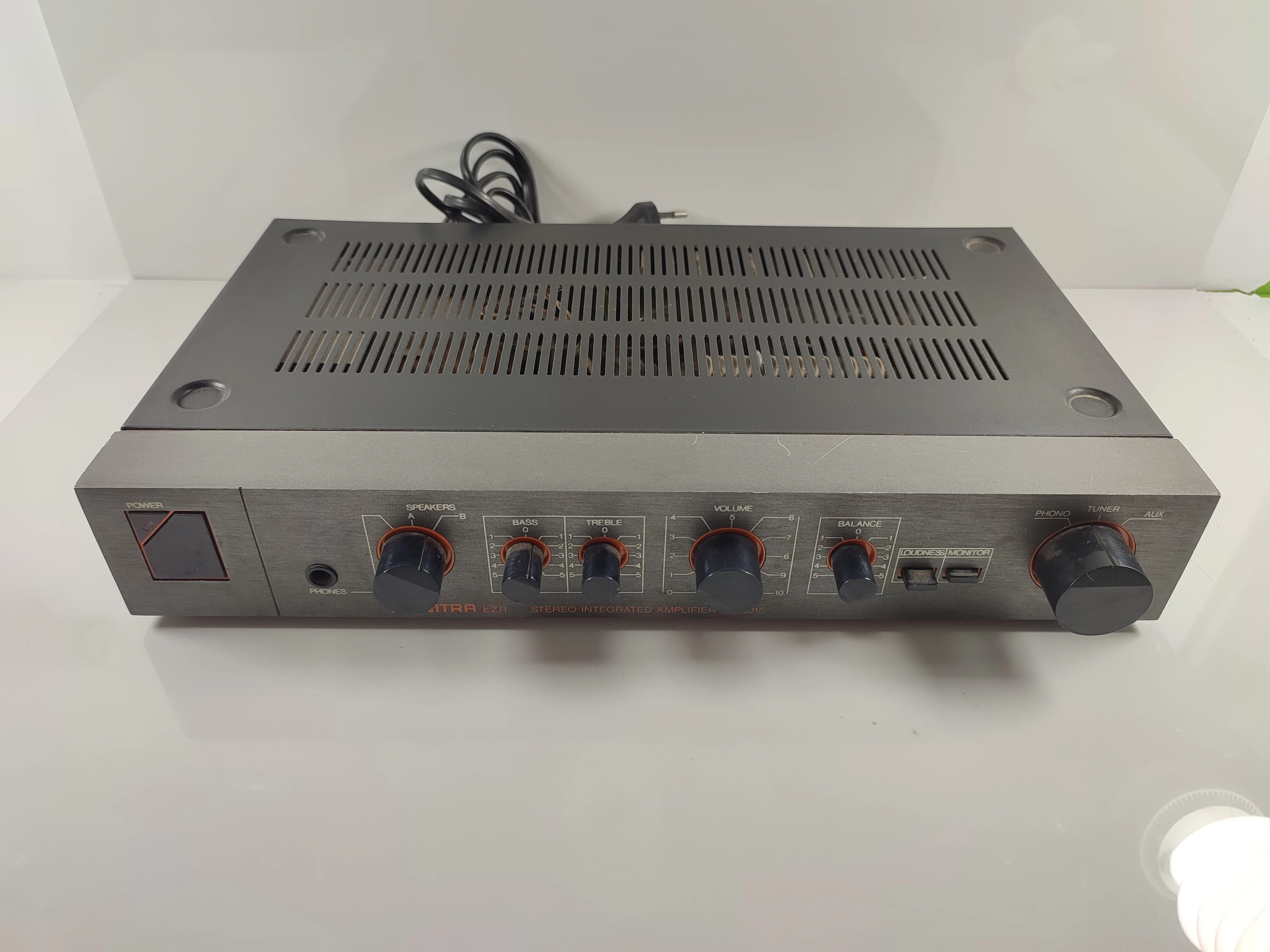 wzmacniacz-unitra-t3015-glogowska-66-poznan-ska-x