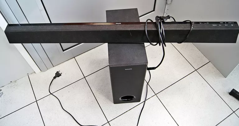 SOUNDBAR PHILIPS HTL3320 + SUBUFER