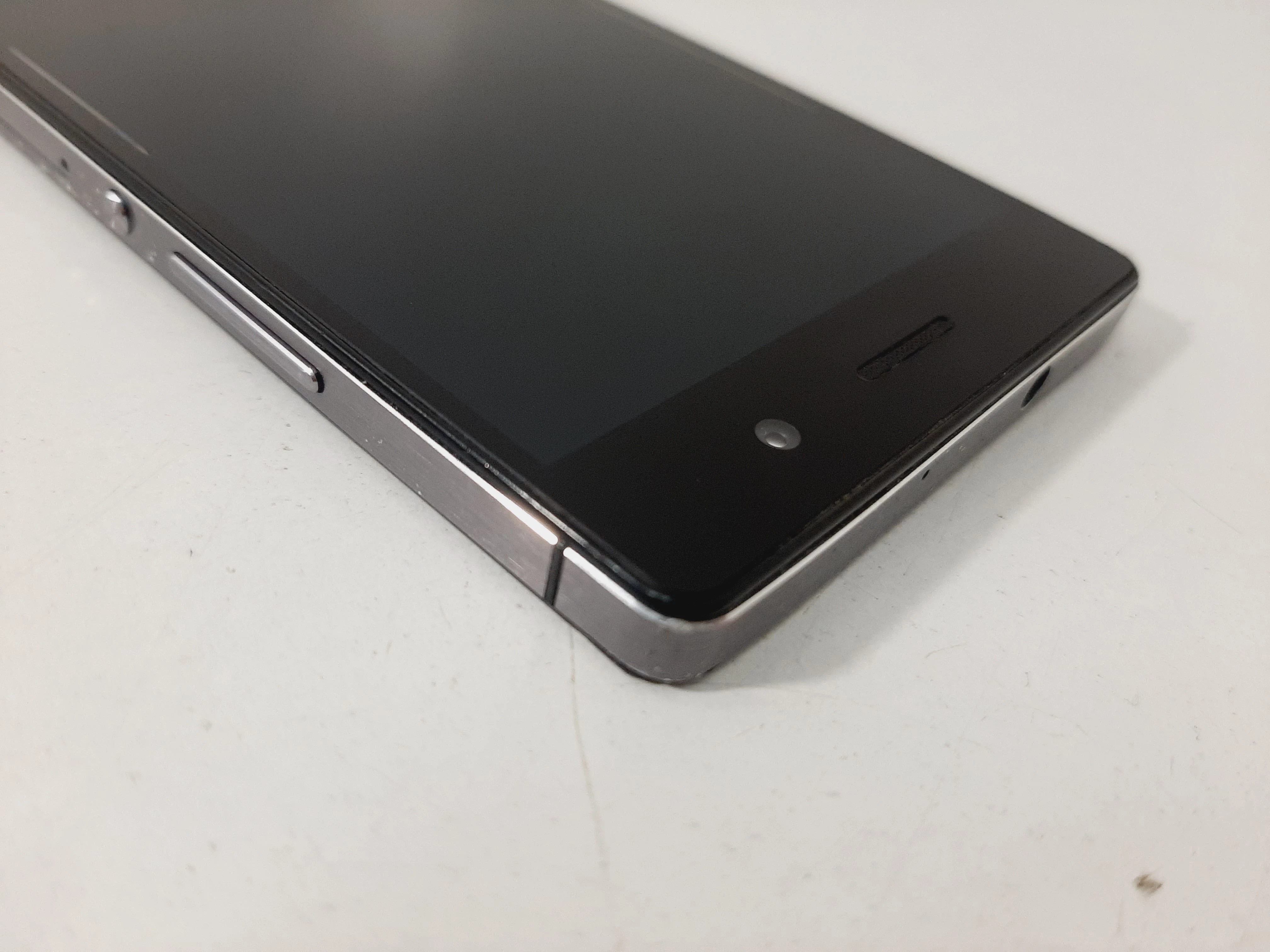 telefon-huawei-ascend-p7-p7-l10-kolor-czarny