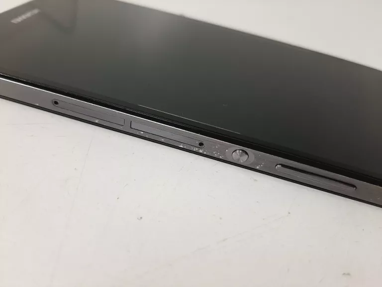 TELEFON HUAWEI ASCEND P7 P7-L10