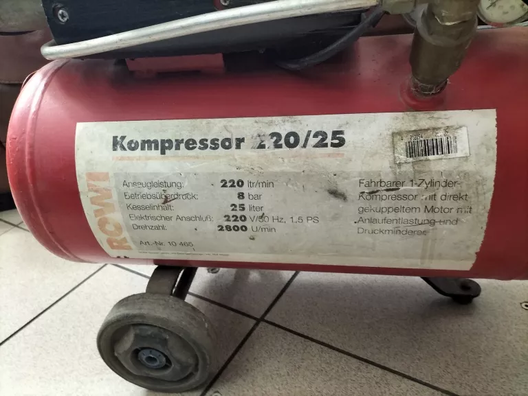 KOMPRESOR OLEJOWY ROWI 220/25