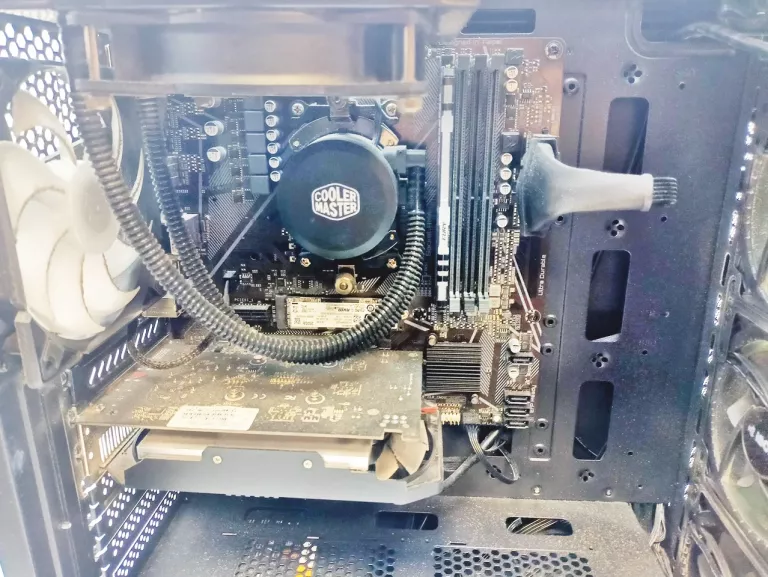 KOMPUTER GAMINGOWY + MONITOR MSI