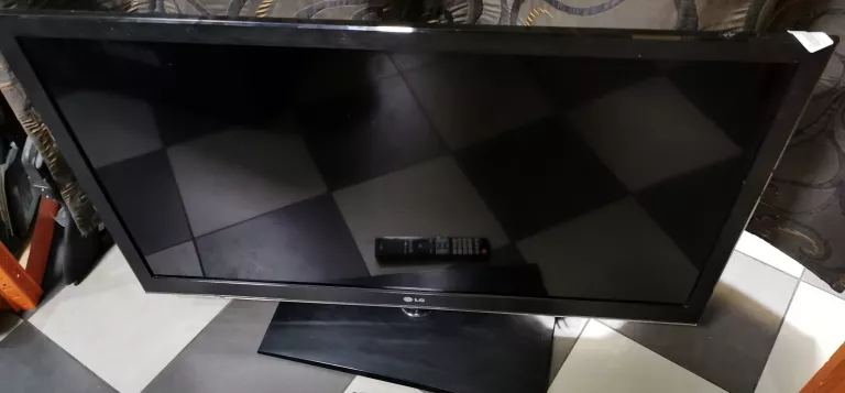 telewizor-lg42lv3550-stan-uzywany