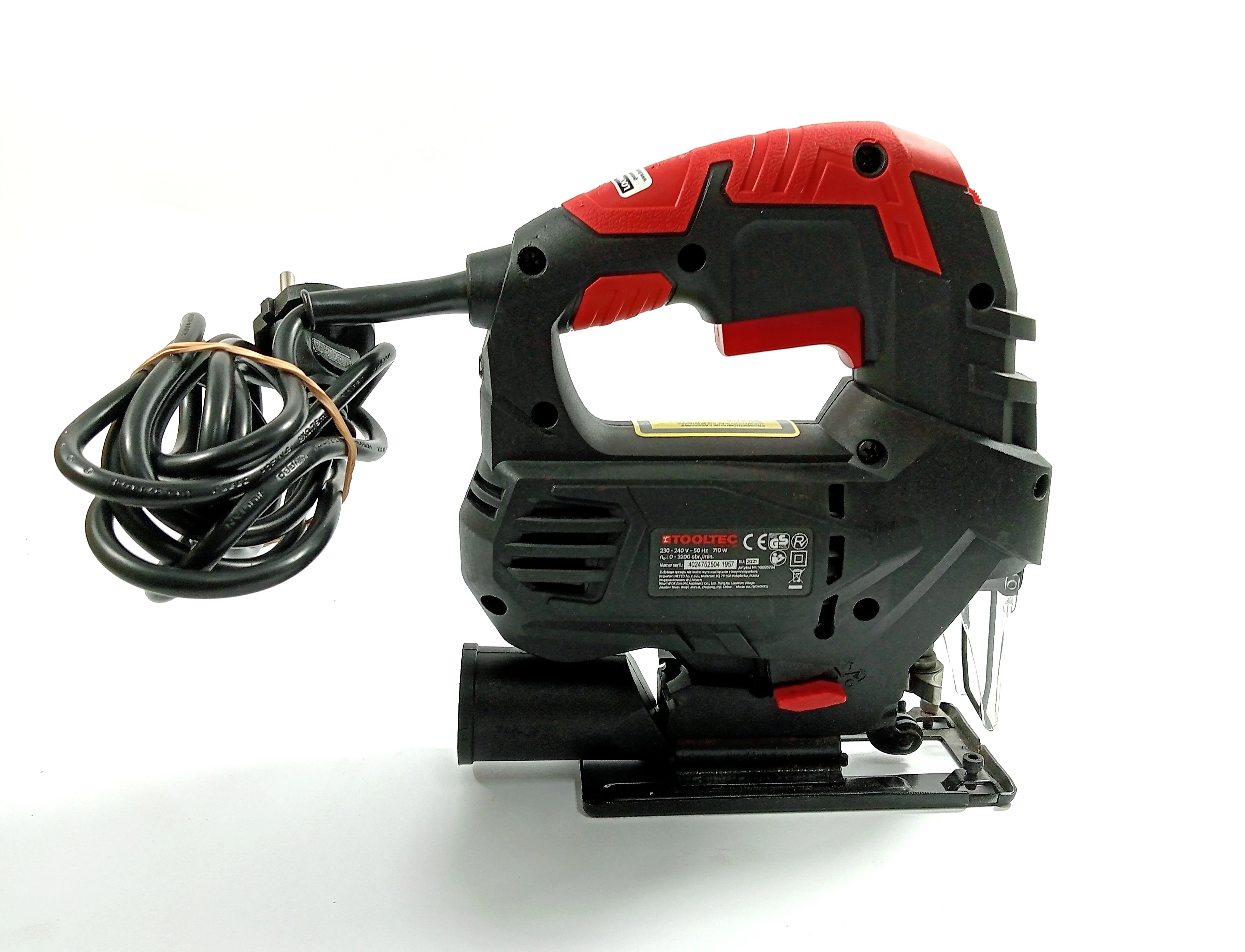 wyrzynarka-tooltec-710w-mocowanie-brzeszczotu-chwyt-typu-t