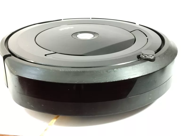 ROBOT SPRZĄTAJĄCY IROBOT ROOMBA 696