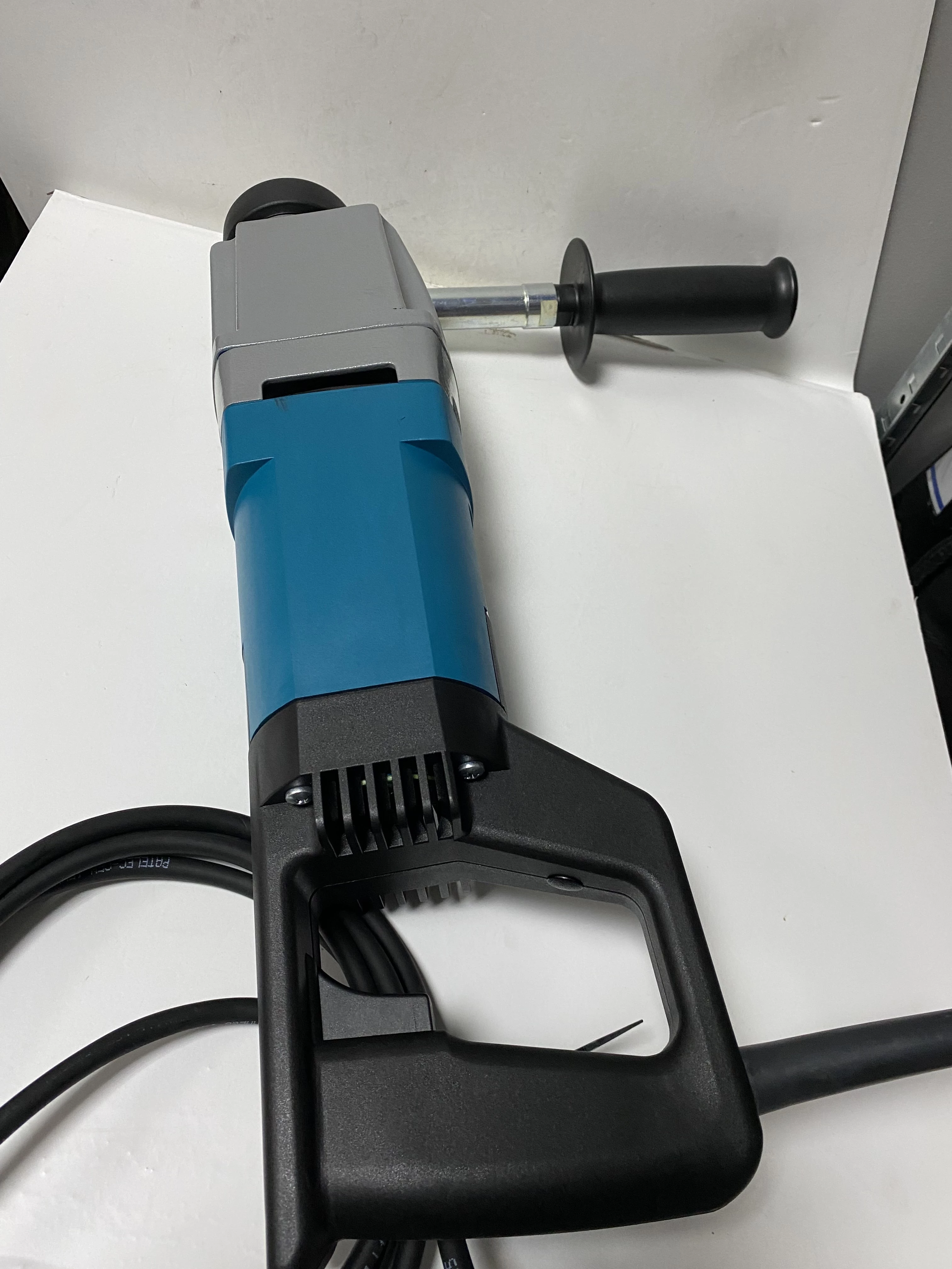 makita-dbm130-wiertnica-diamentowa-walizka-stan-uzywany