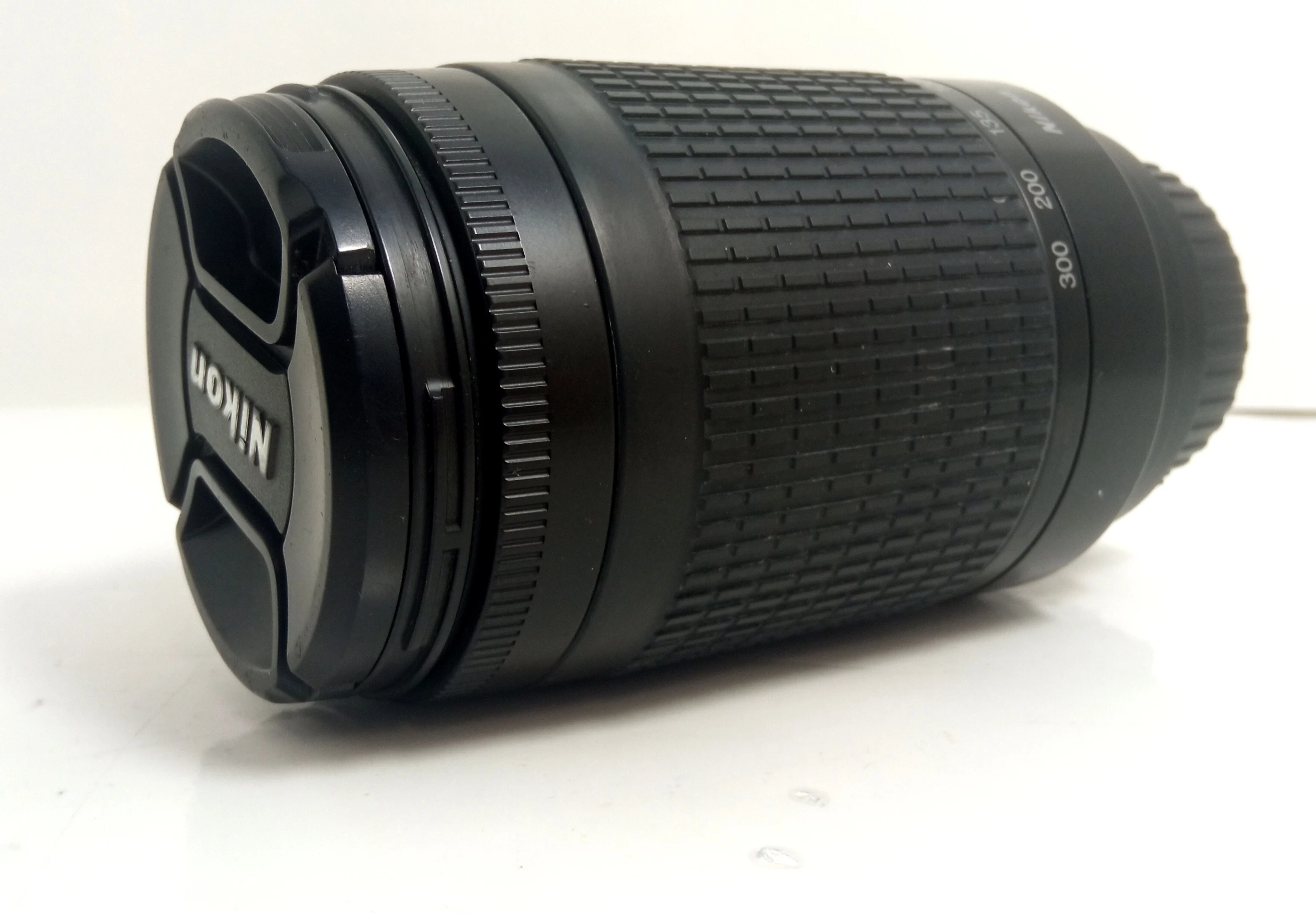 obiektyw-nikon-af-nikkor-70-300mm-f4-56g-typ-obiektywu-brak-informacji