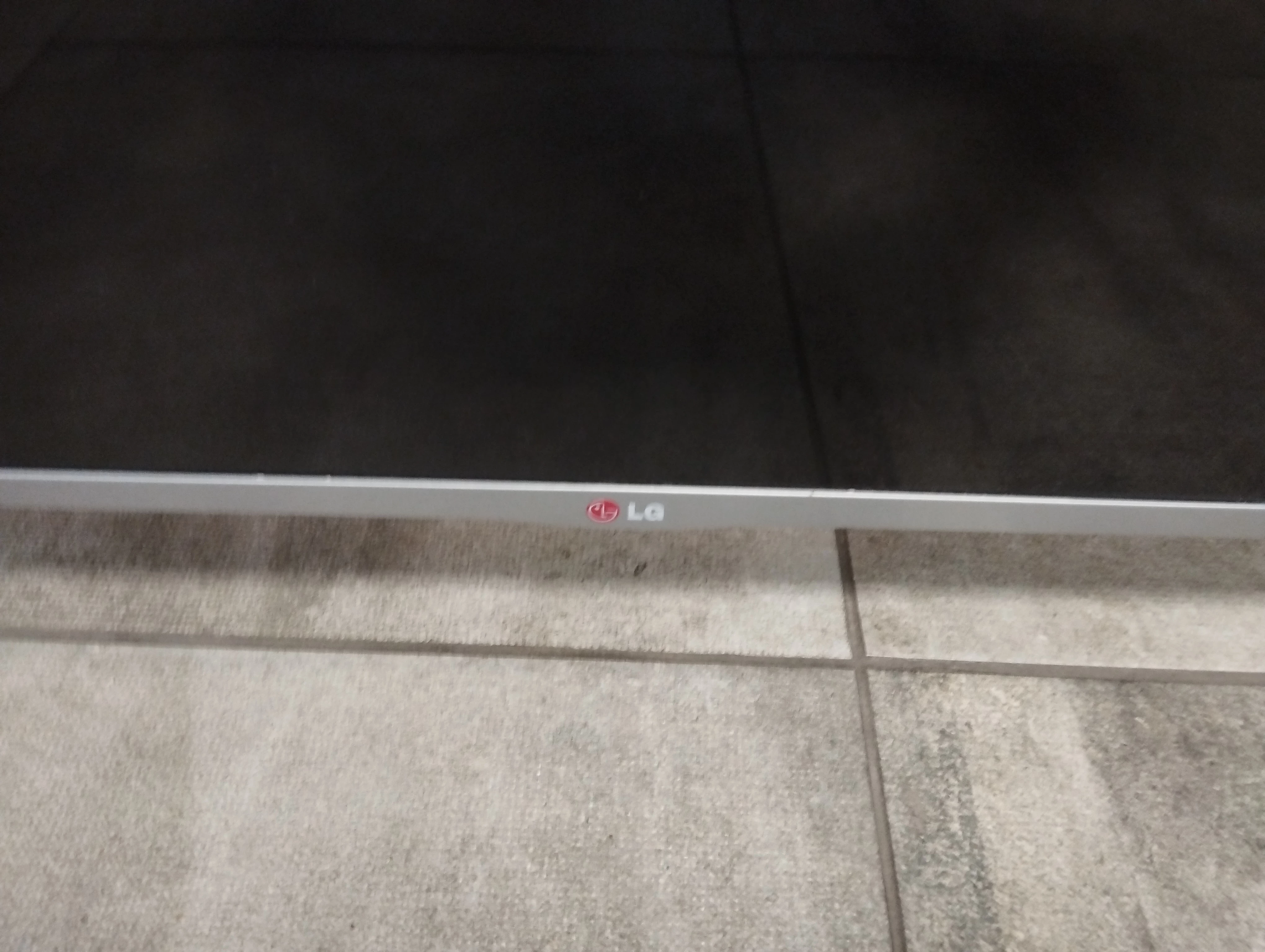 telewizor-lg47lb5700-pilot-stan-uzywany