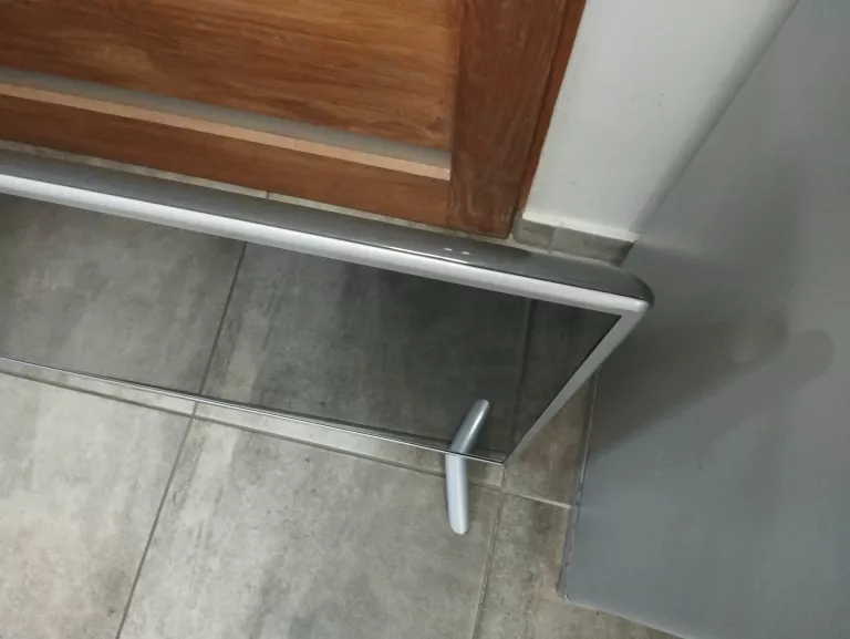 telewizor-lg47lb5700-pilot-marka-lg