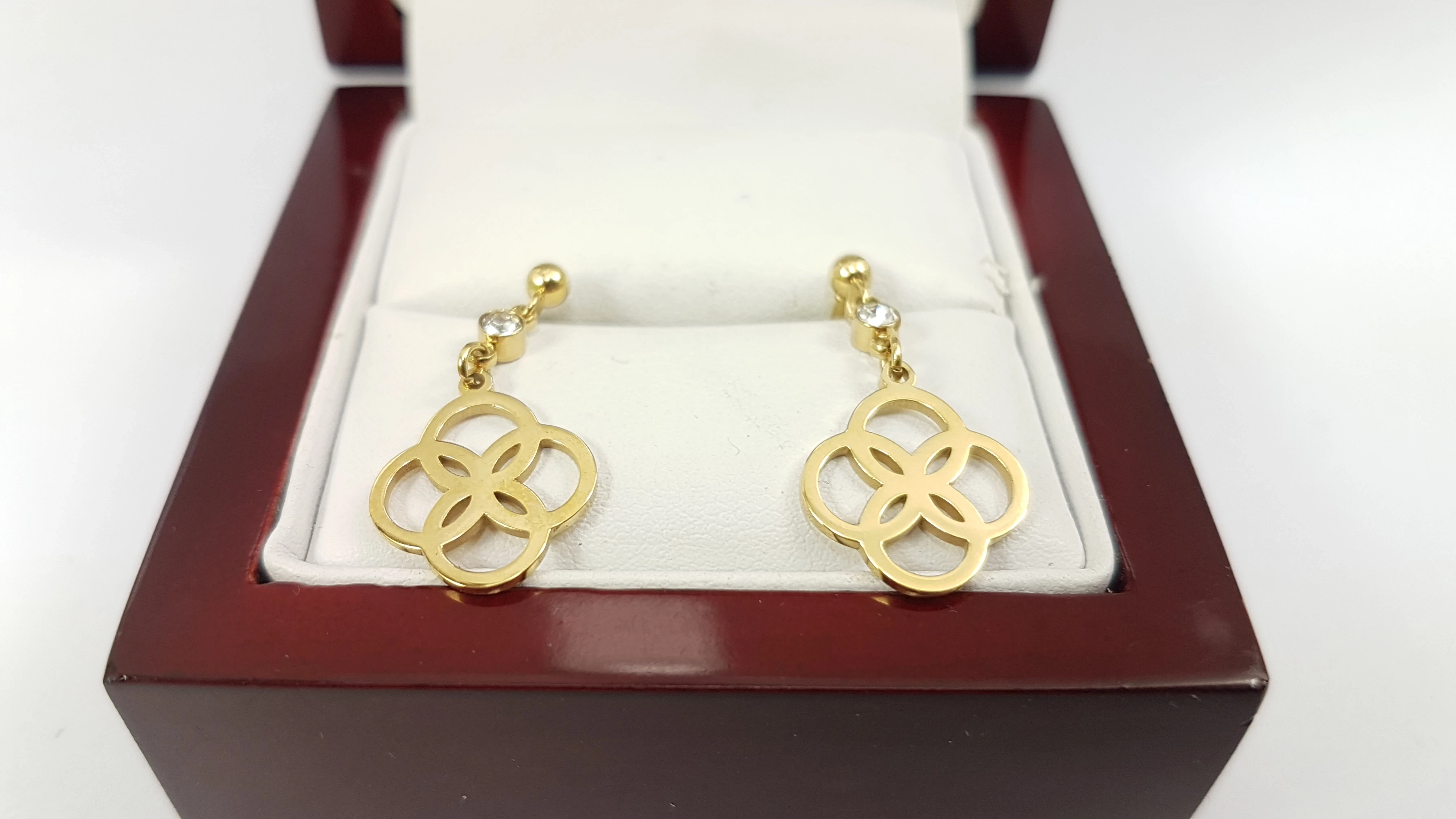 kolczyki-stal-pozlacana-geometryczny-kwiatek-28-czerwca-313-poznan-ska-x