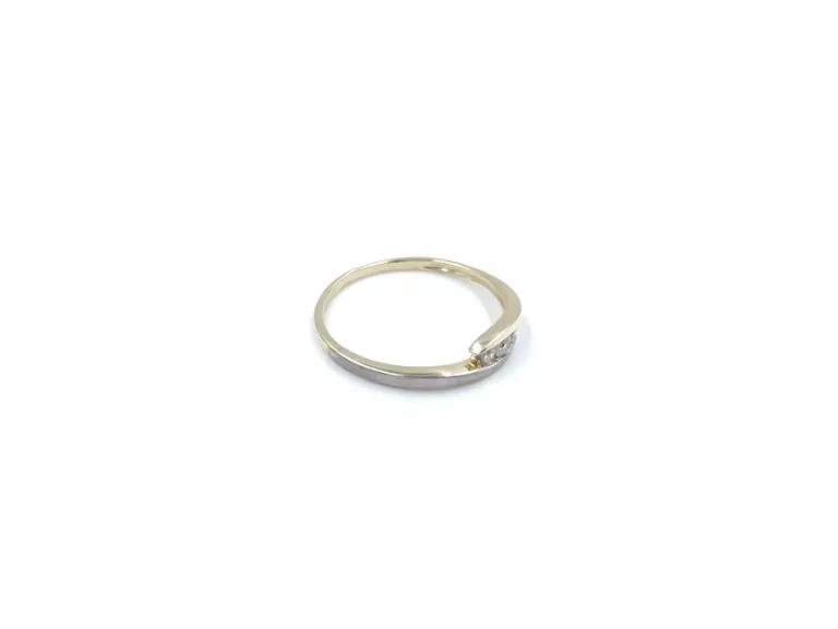PIERŚCIONEK CYRKONIE 585 / 1,60 G R.20