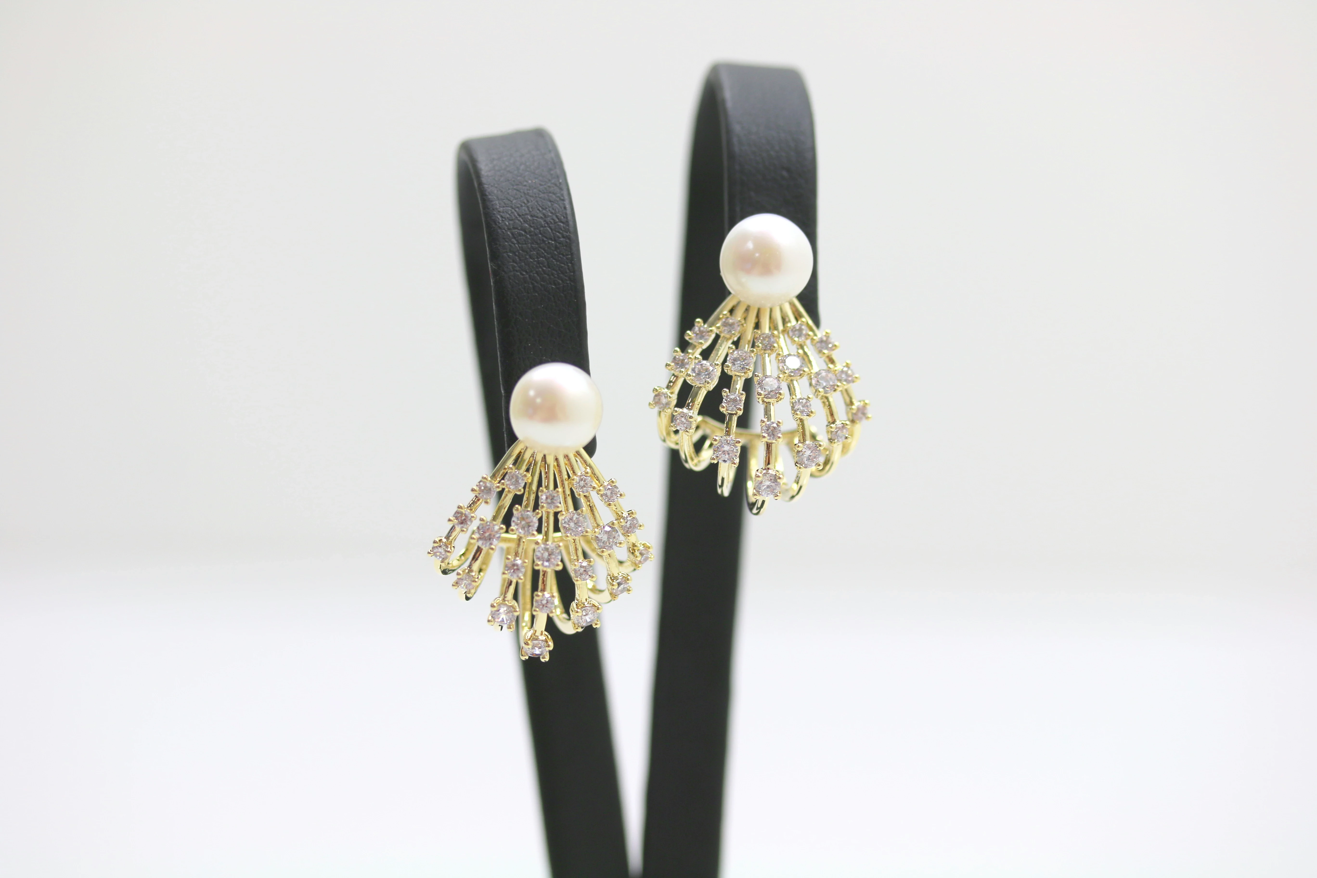 kolczyki-stal-pozlacana-perla-cyrkonie-sztyft-stan-nowy