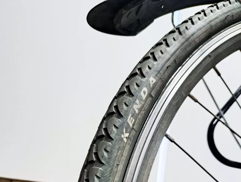 rower-curtis-mig-tr28-kola-28-rozmiar-ramy-m