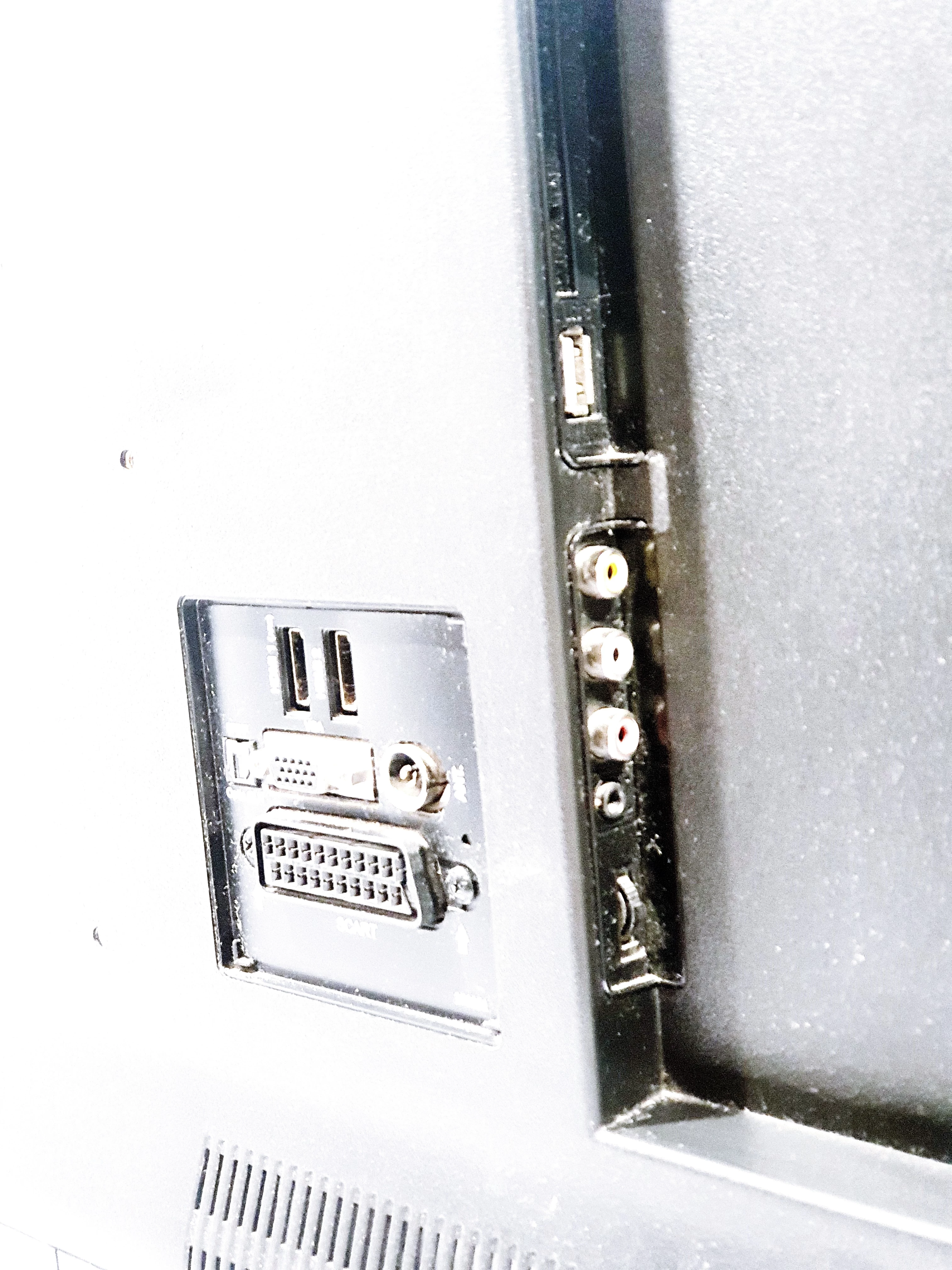 tv-32-cali-jvc-uszkodzony-nie-dziala-przekatna-ekranu-cale-3200