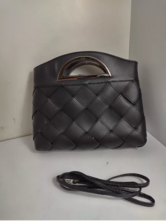 torebka-quazi-wielkosc-duza-mieszczaca-a4