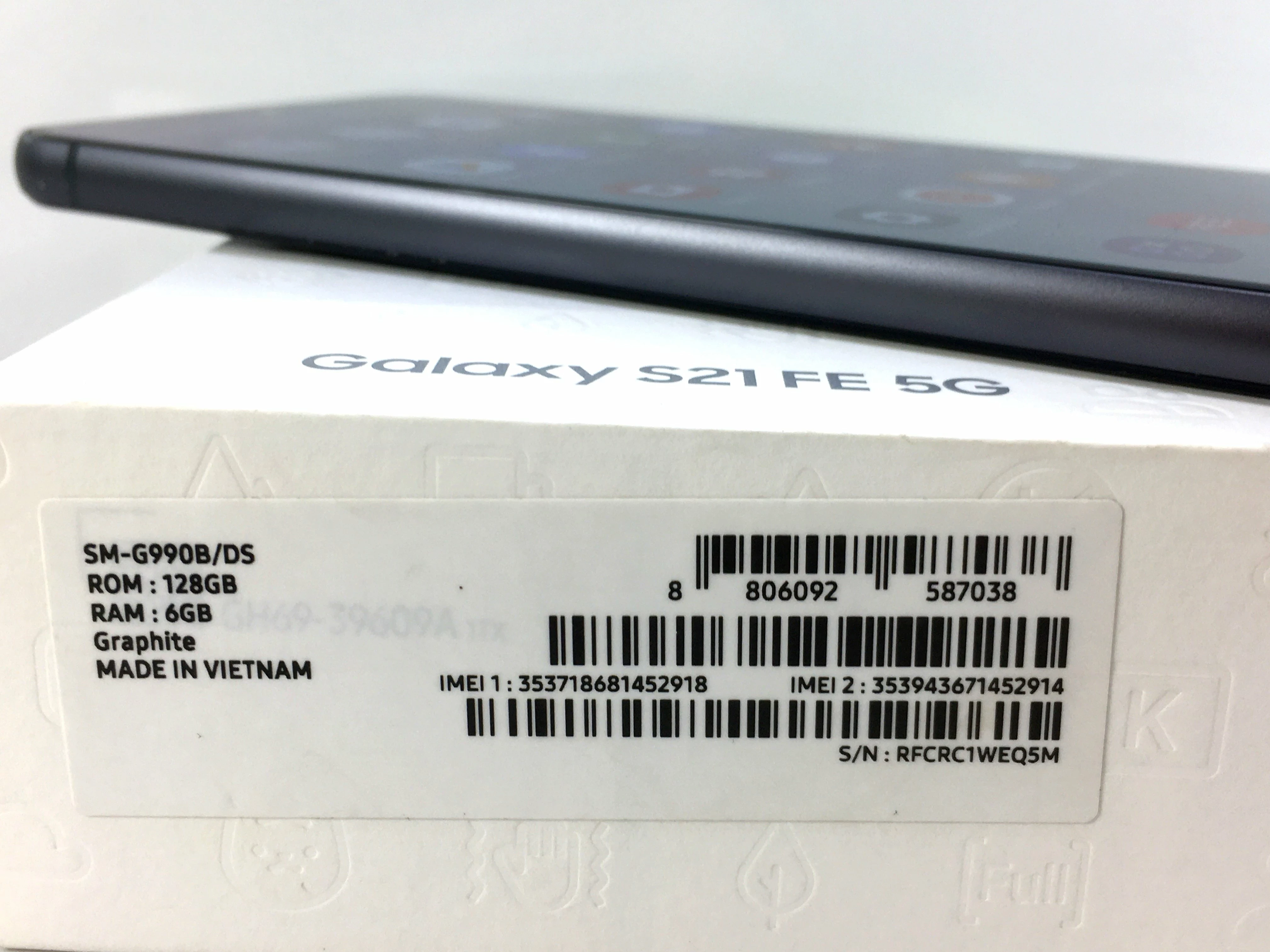 samsung-galaxy-s21-fe-5g-6128gb-sm-g990bds-pamiec-ram-6-gb