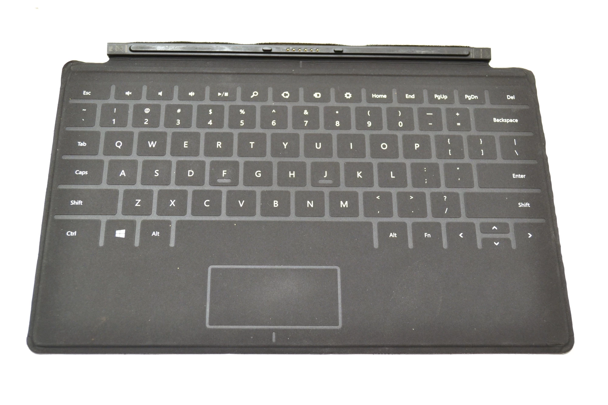 tablet-microsoft-surface-rt-1516-232gb-ladowarka-komunikacja-bluetooth