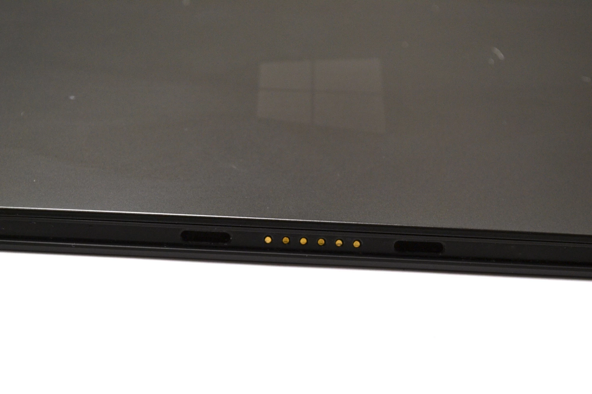 tablet-microsoft-surface-rt-1516-232gb-ladowarka-stan-uzywany