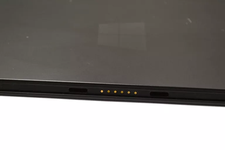 tablet-microsoft-surface-rt-1516-232gb-ladowarka-stan-uzywany