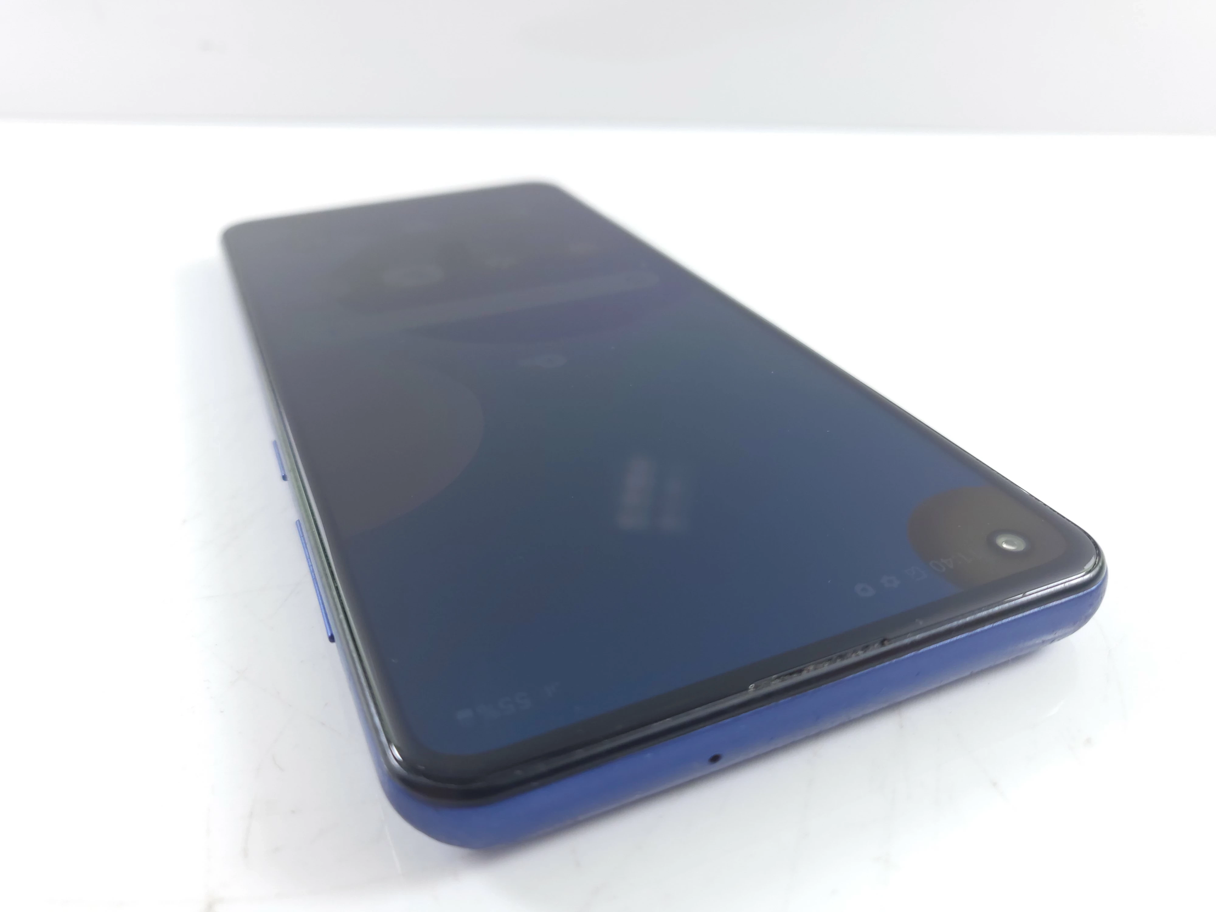 telefon-samsung-a21s-332-niebieski-xeo-typ-smartfon