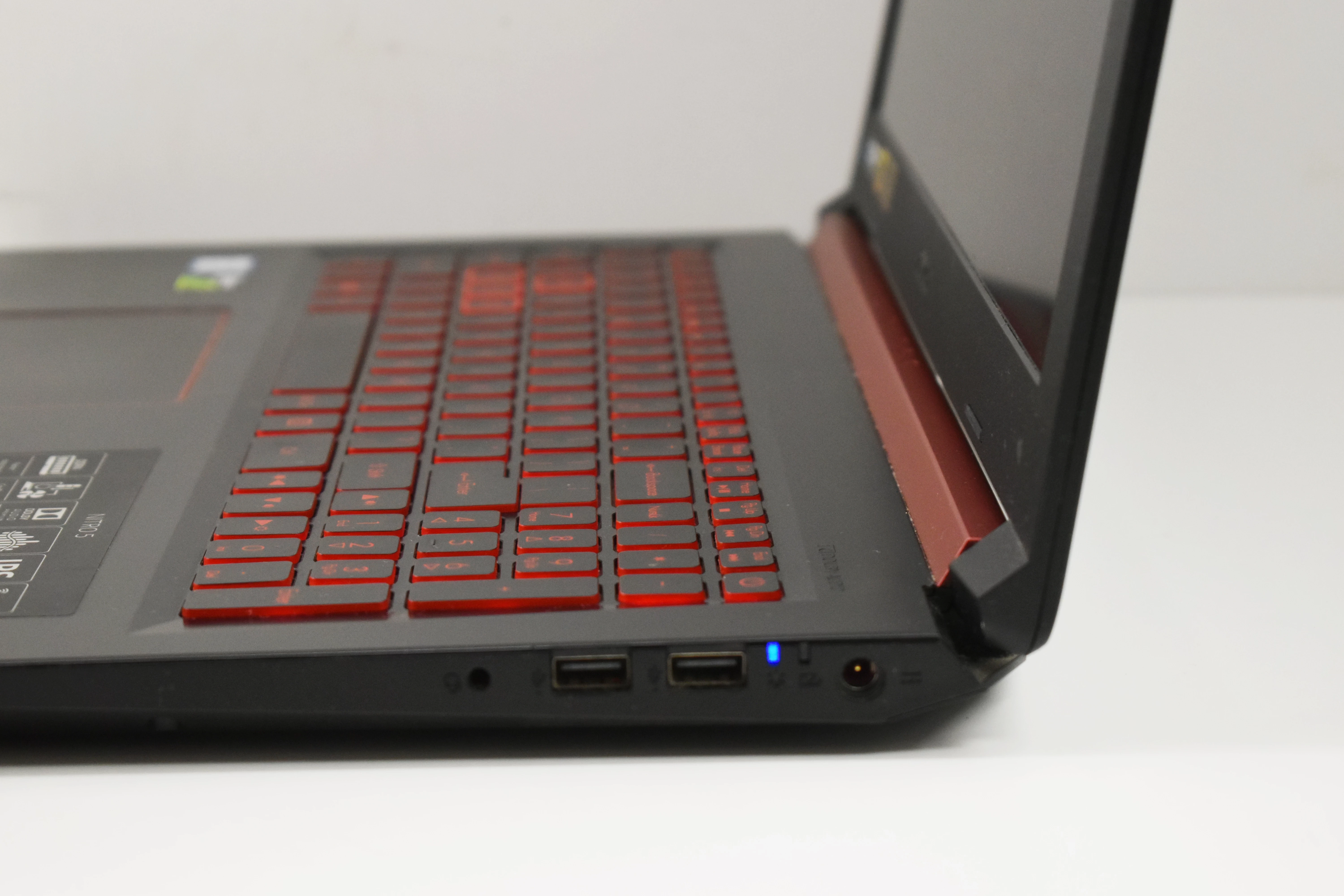 laptop-acer-nitro-5-wielkosc-pamieci-ram-8-gb
