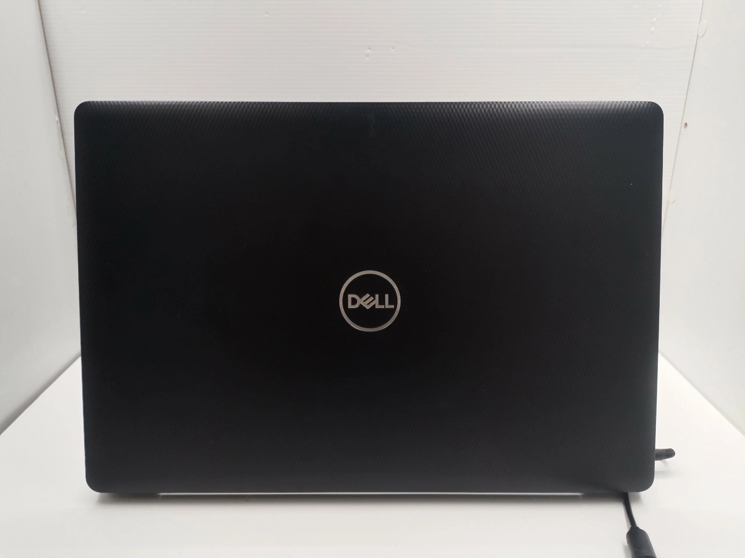 laptop-dell-inspiron-15-3000-seria-procesora-intel-pentium-silver
