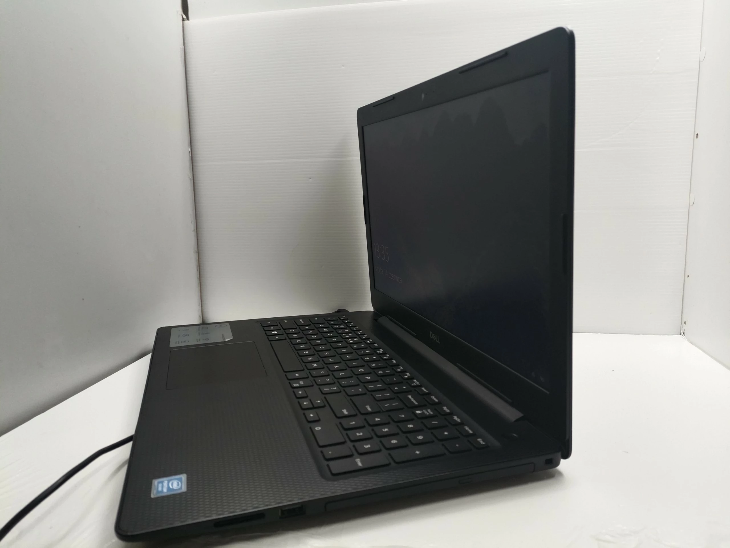 laptop-dell-inspiron-15-3000-rozdzielczosc-px-1366-x-768