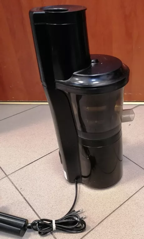 wyciskarka-wolnoobrotowa-silvercrest-ssjbk-300-a1-rodzaj-pionowa