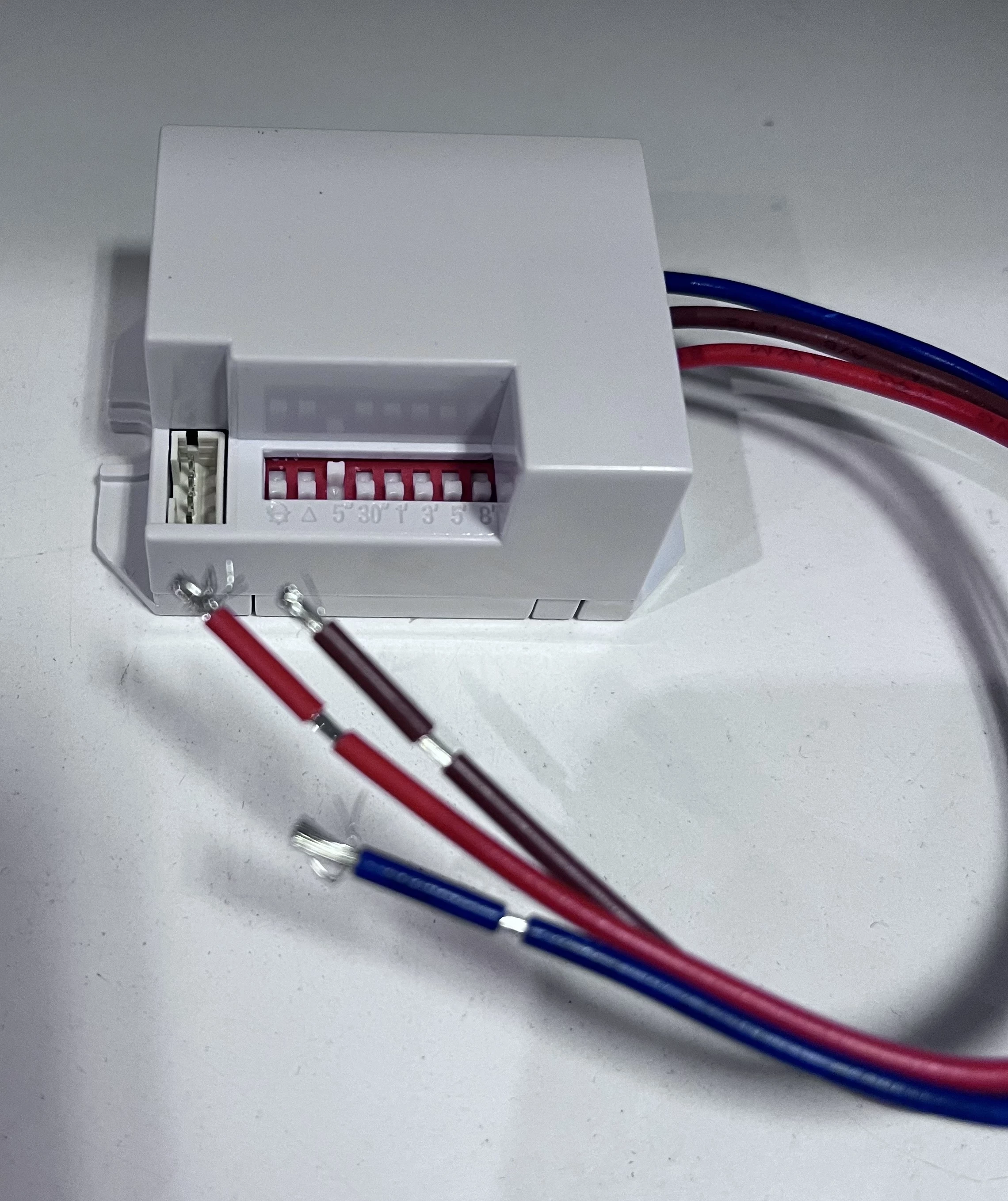 czujnik-ruchu-provero-id-0052-wpuszczany-z-antenka-kod-producenta-id-0052