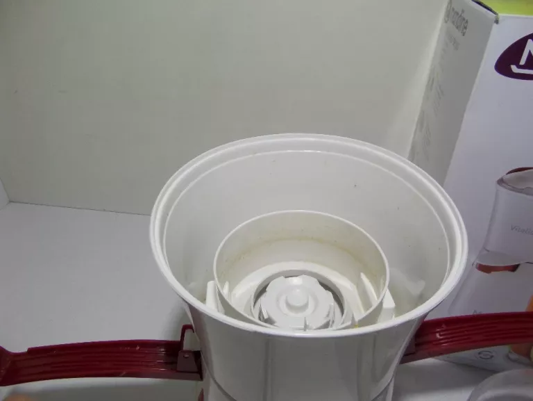 SOKOWIRÓWKA MANDINE EXTRACTEUR DE JUS