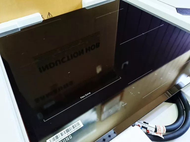 PŁYTA INDUKCYJNA SAMSUNG NZ64B5046KK SLIM FIT