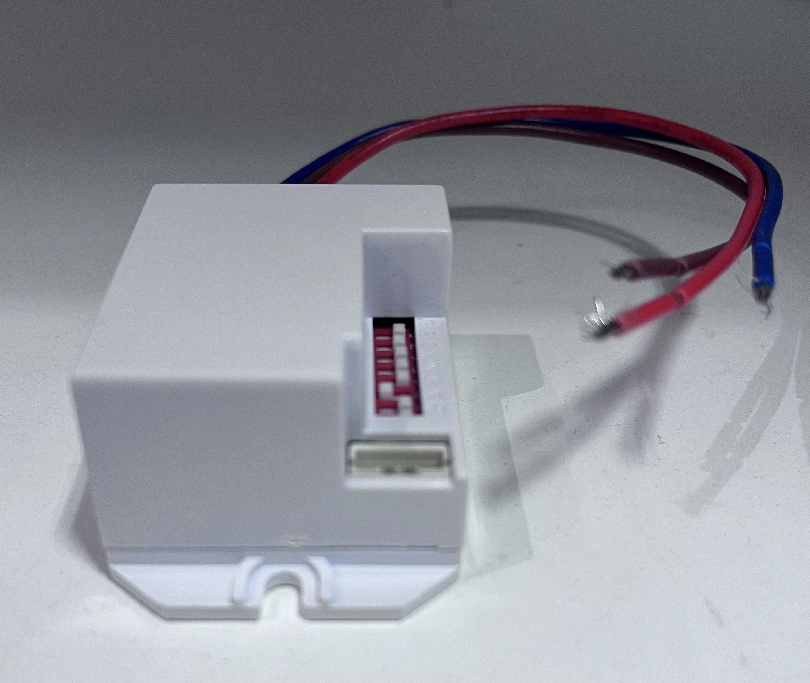 czujnik-ruchu-provero-id-0052-wpuszczany-z-antenka-marka-provero