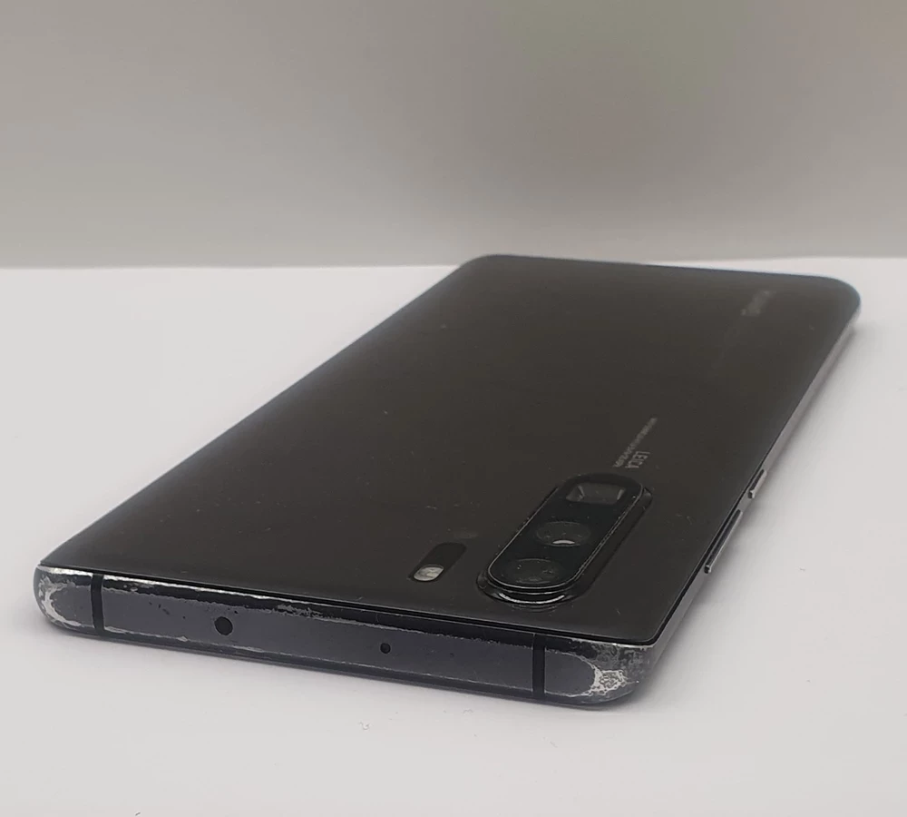 telefon-huawei-p30-pro-6-gb128-gb-pekniety-czarny-przekatna-ekranu-647