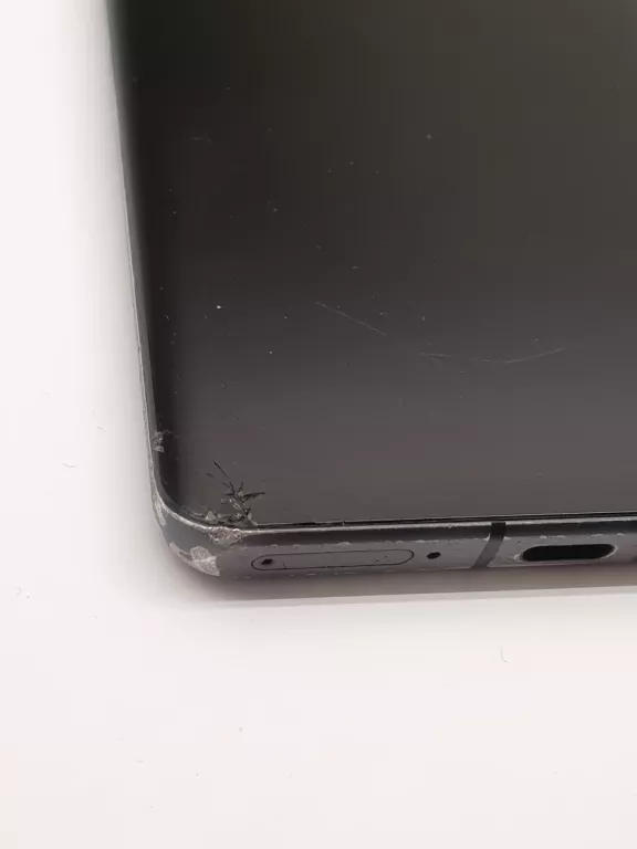 telefon-huawei-p30-pro-6-gb128-gb-pekniety-czarny-pamiec-ram-6-gb