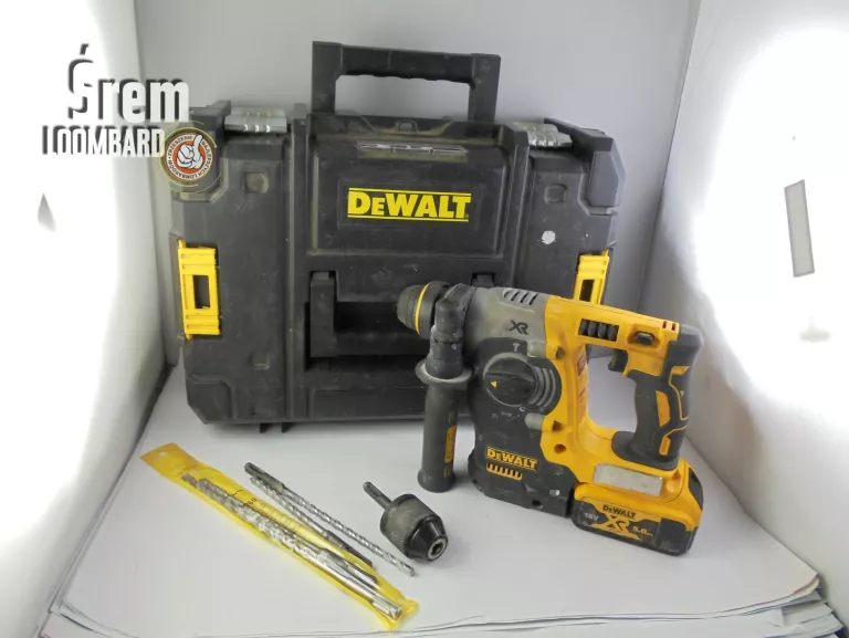 MLOTOWIERTARKA DEWALT DCH273 WALIZKA