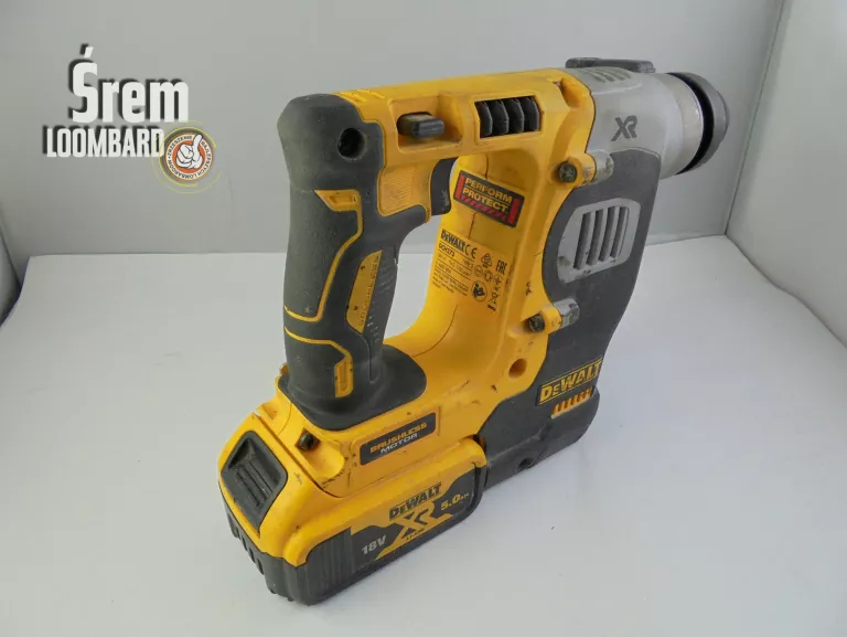 MLOTOWIERTARKA DEWALT DCH273 WALIZKA