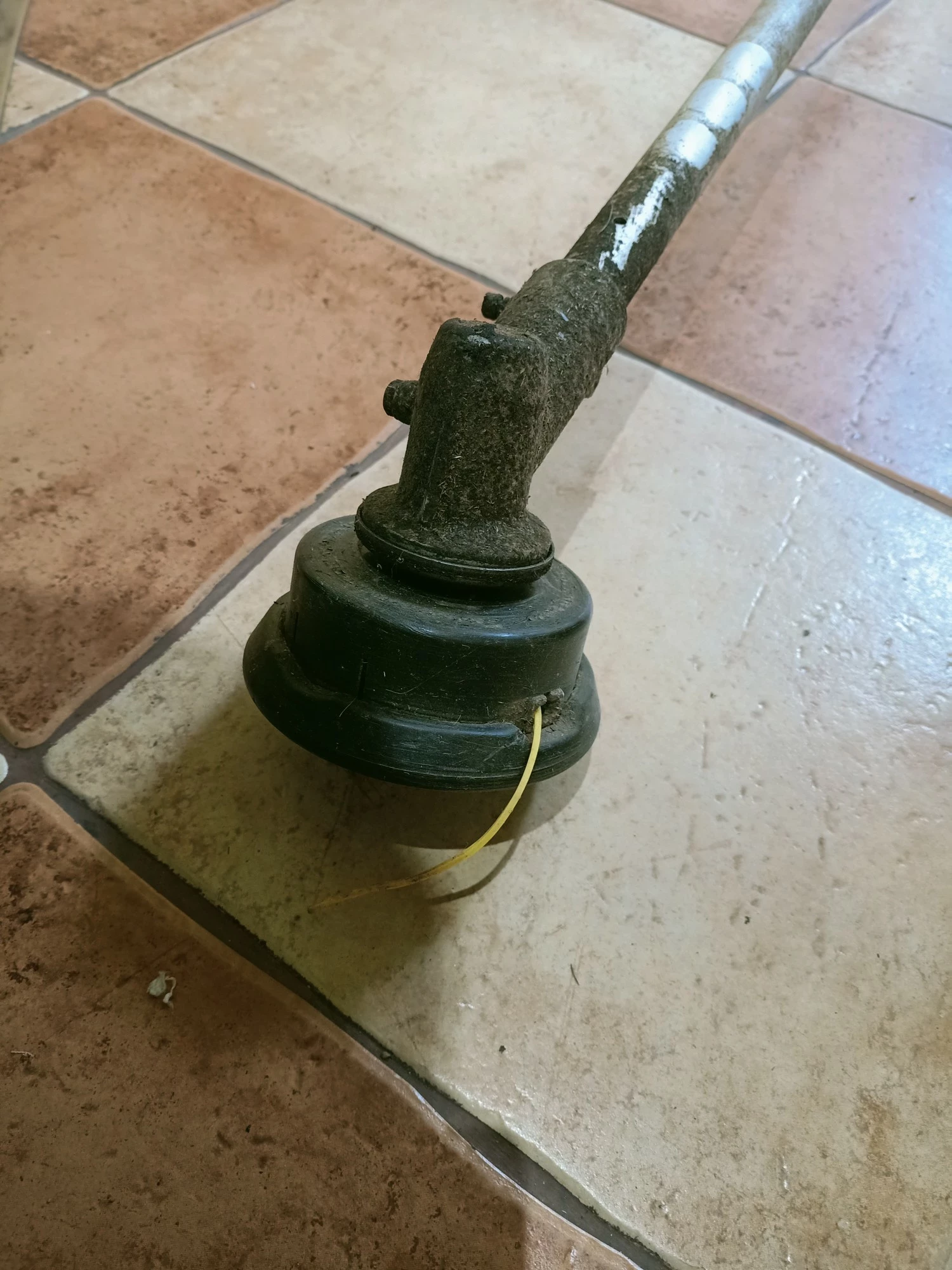 kosa-spalinowa-kawasaki-tj53e-zasilanie-spalinowe