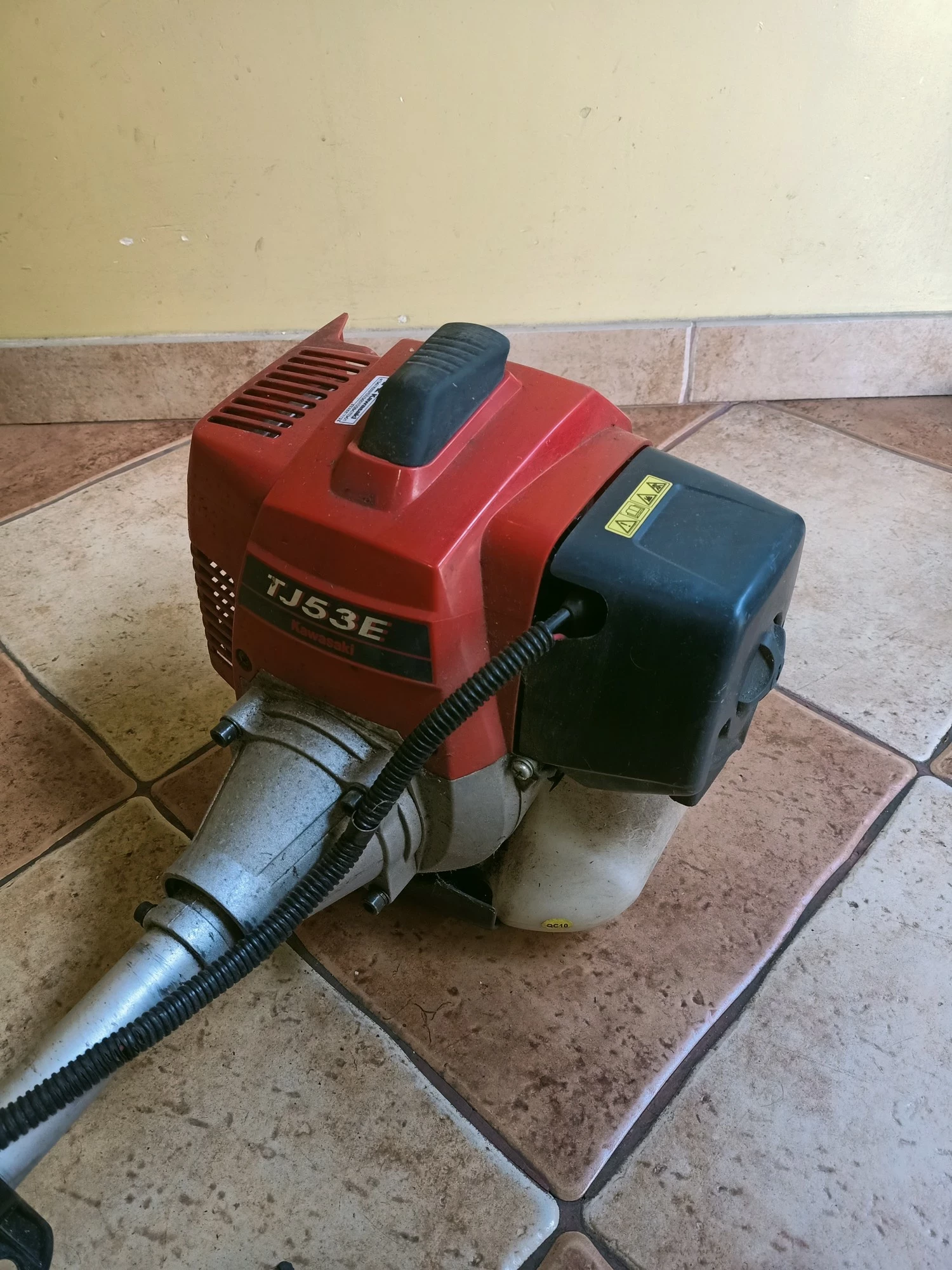 kosa-spalinowa-kawasaki-tj53e-marka-kawasaki