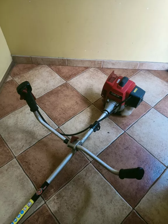 kosa-spalinowa-kawasaki-tj53e-stan-uzywany