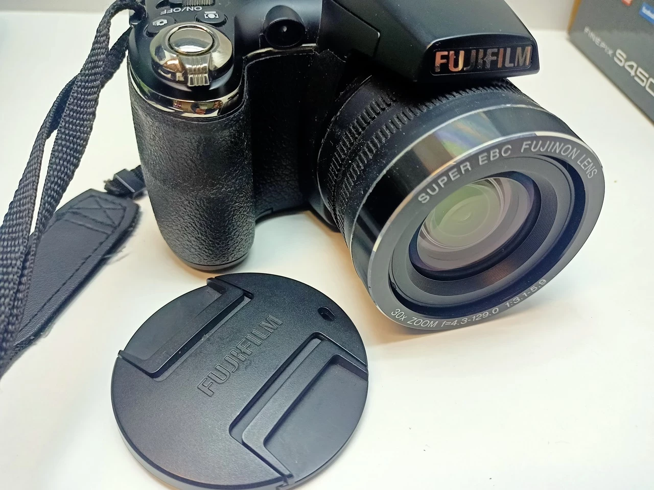 aparat-fujifilm-s4500-torba-pudelko-w-zestawie-brak-informacji