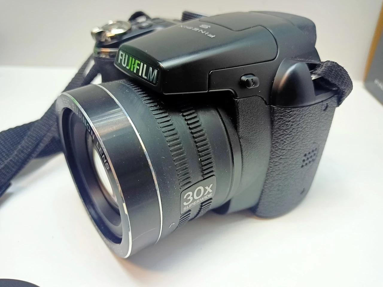 aparat-fujifilm-s4500-torba-pudelko-stabilizacja-cyfrowa