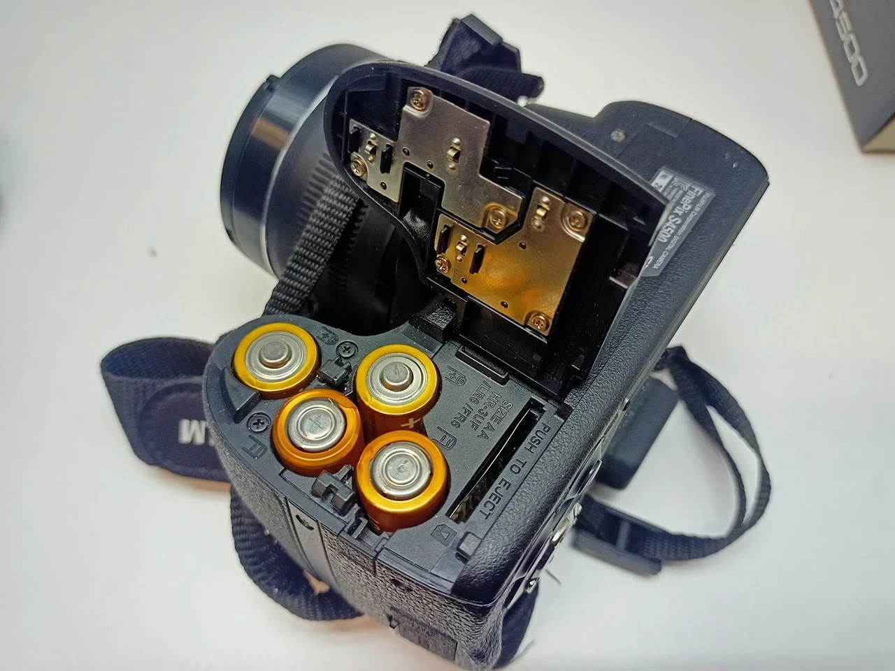 aparat-fujifilm-s4500-torba-pudelko-model-s4500