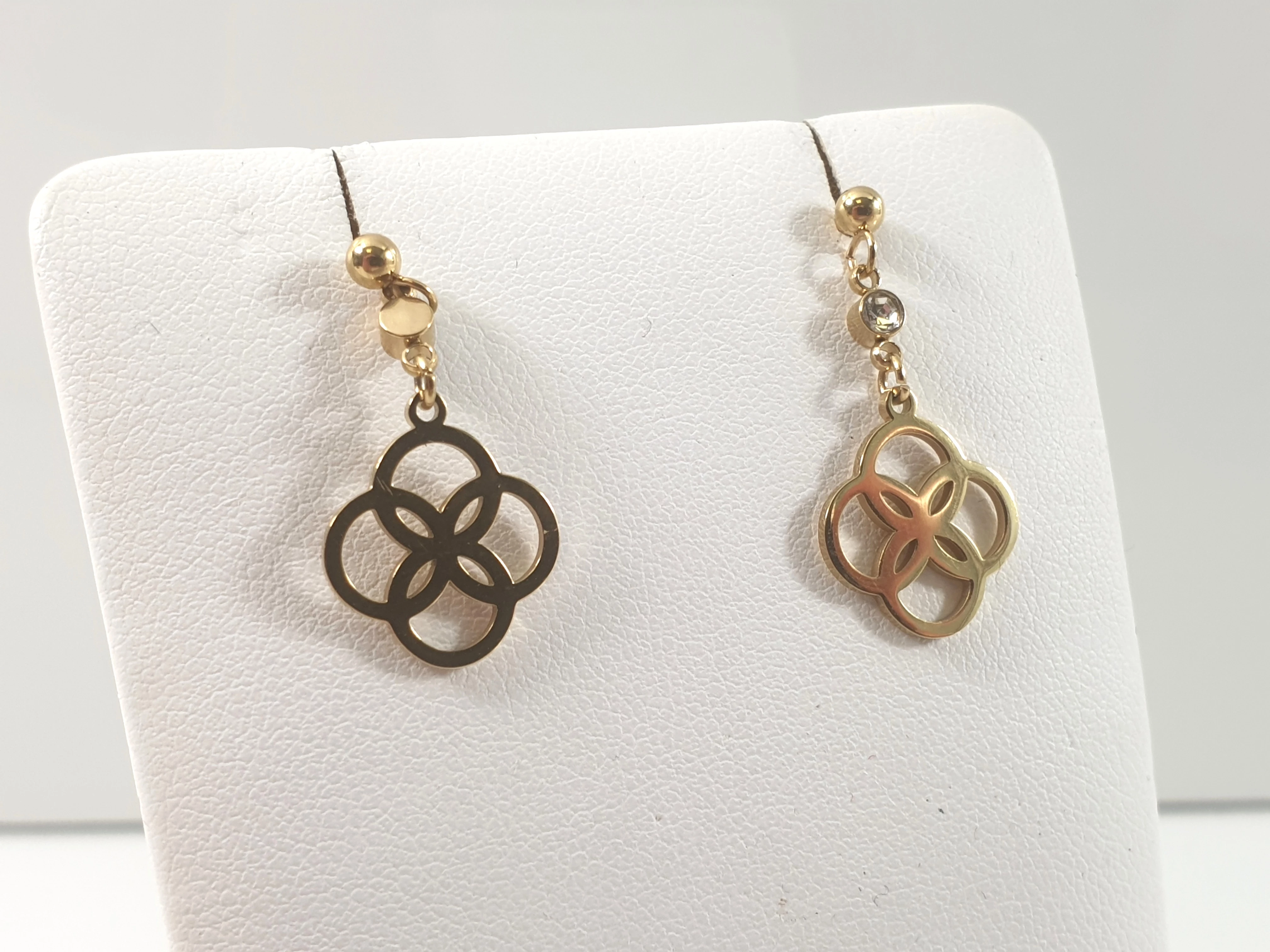 kolczyki-stal-pozlacana-geometryczny-kwiatek-stan-11323-1