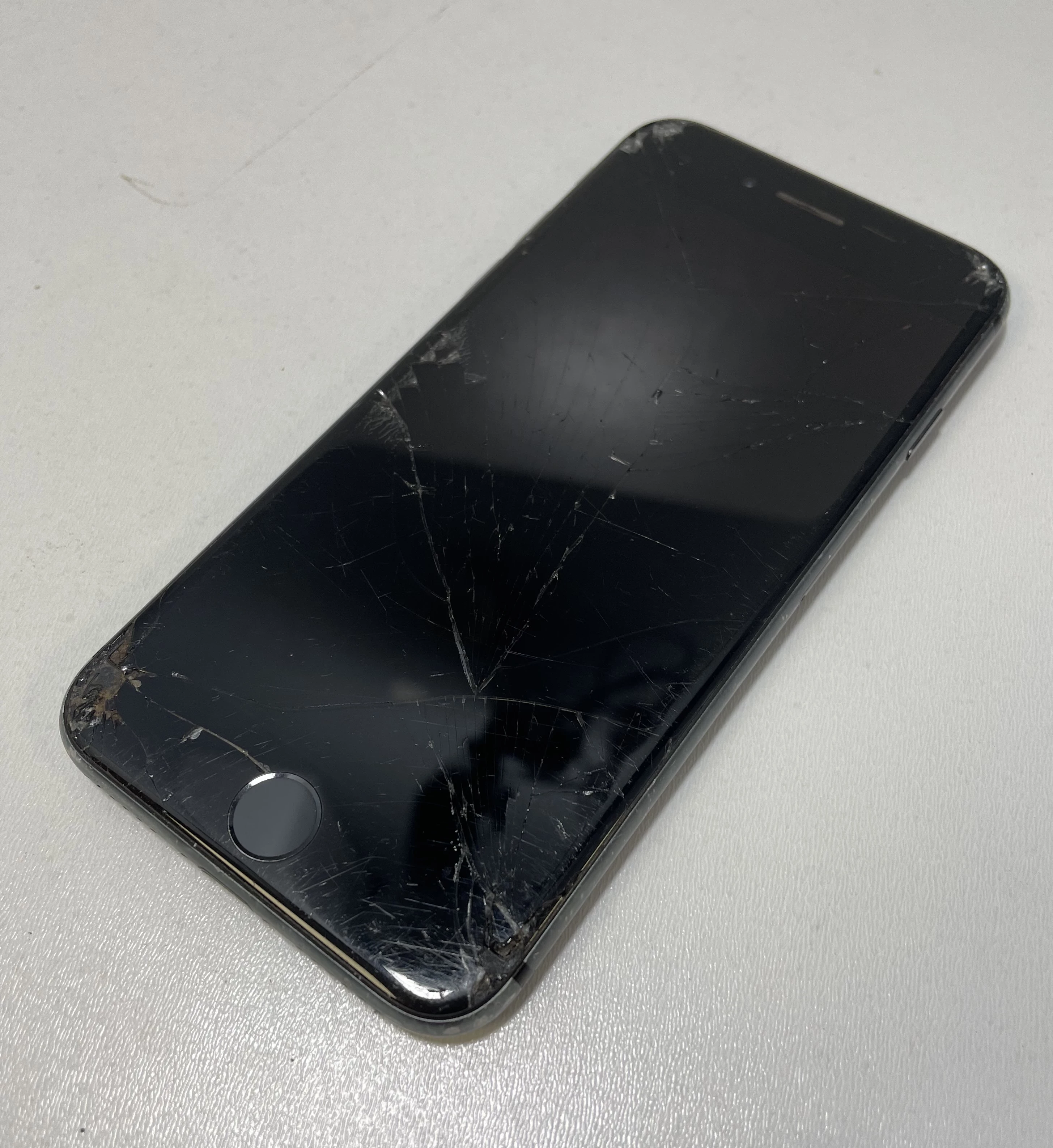 telefon-apple-iphone-8-64gb-czytaj-opis-stan-uzywany